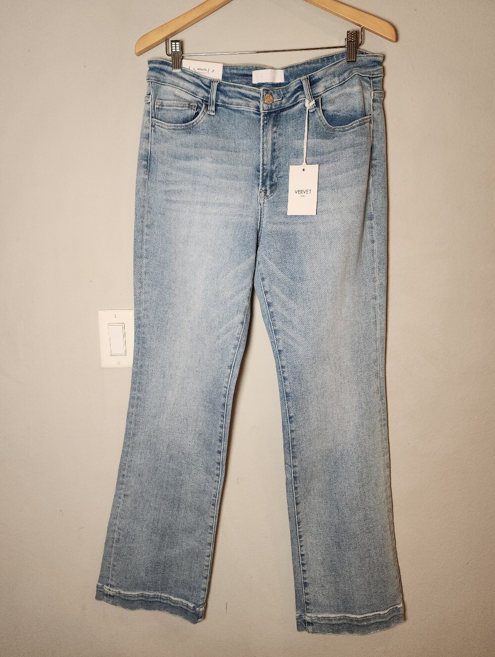 NWT Vervet Miranda Midrise Bootcut Lightwash Jeans Women's Size 33 (16) Stretch - Picture 15 of 16